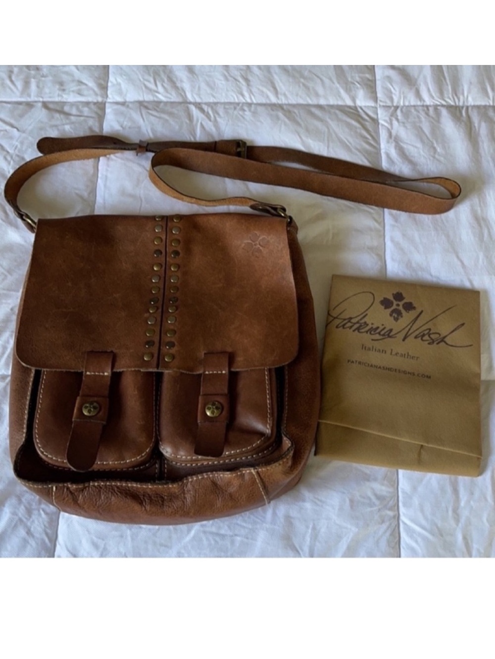 🤎 Patricia Nash Italian Leather Messenger Crossbody Bag Purse